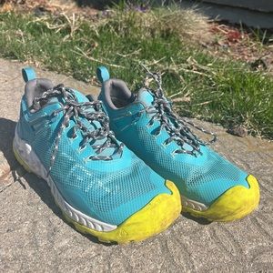 Keen NXIS EVO Waterproof Hiking Shoes